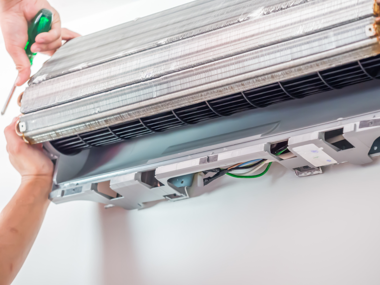 Air conditioner cleaning process and service